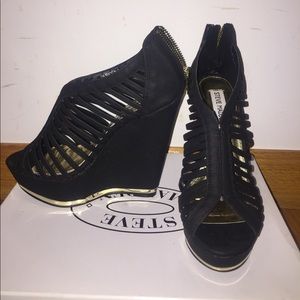 Steve Madden wedges! Never worn!